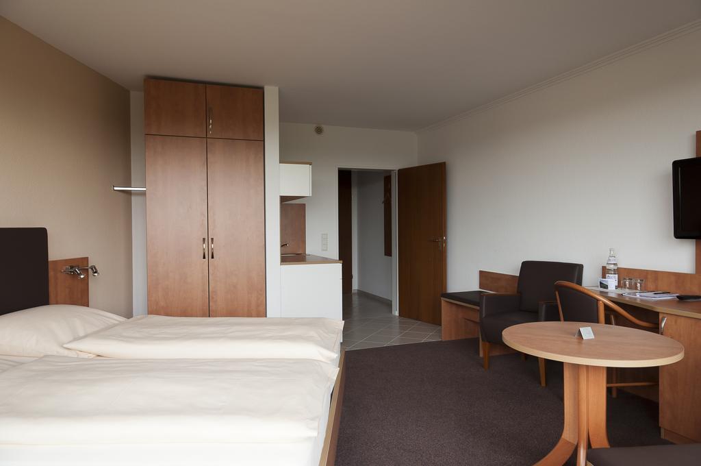 Hotel Haus Deutsch Krone باد ايسن الغرفة الصورة