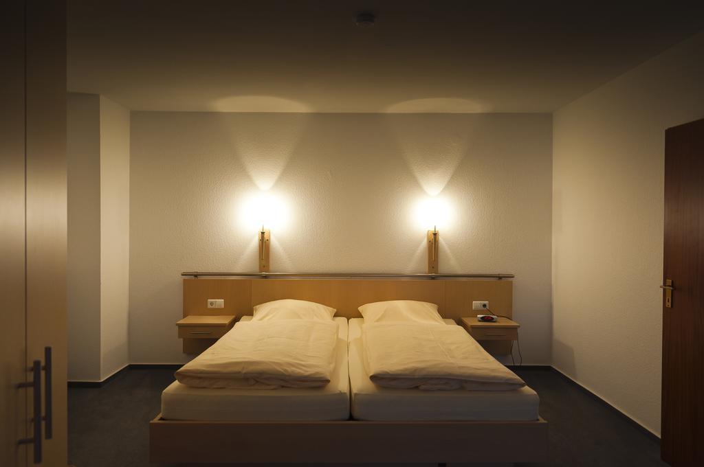 Hotel Haus Deutsch Krone باد ايسن الغرفة الصورة